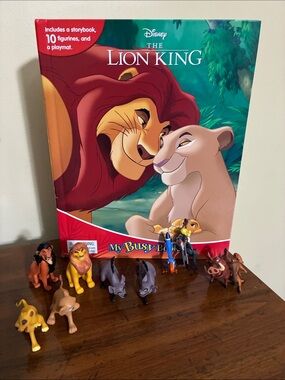 Disney - LION KING MY BUSY BOOK & Figurines  and playmat